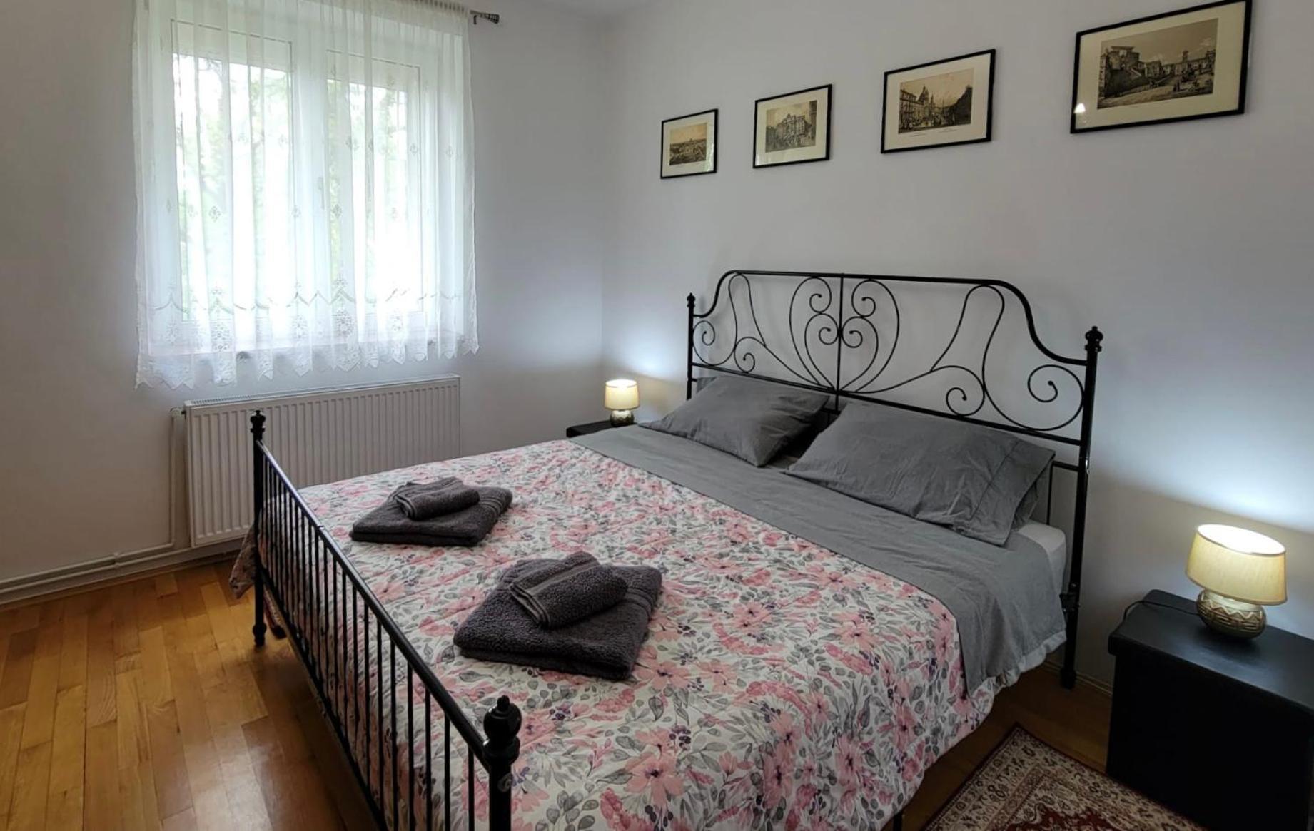 Traveler'S Retreat Apartment Брашов Екстериор снимка