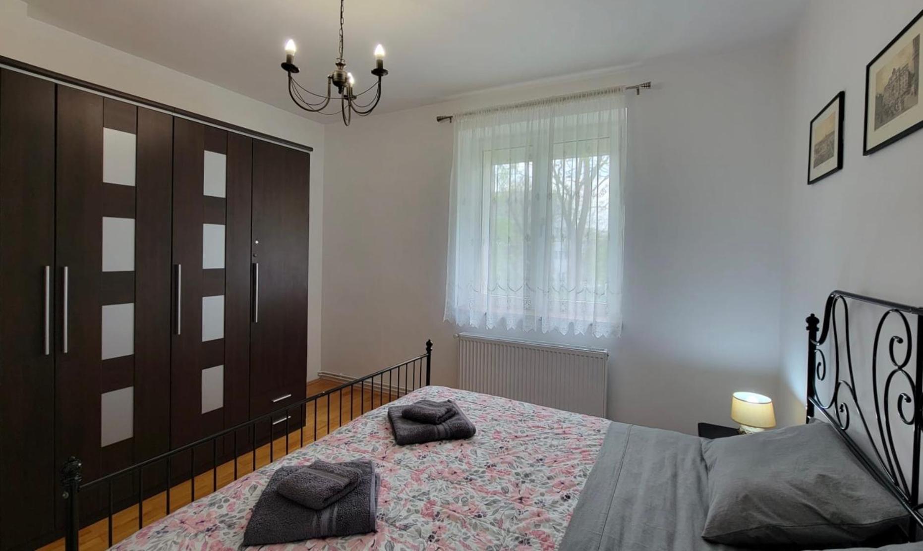 Traveler'S Retreat Apartment Брашов Екстериор снимка